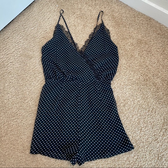 SHEIN POLKADOT LACE BLACKWHITE DOT ROMPER M - Picture 7 of 10